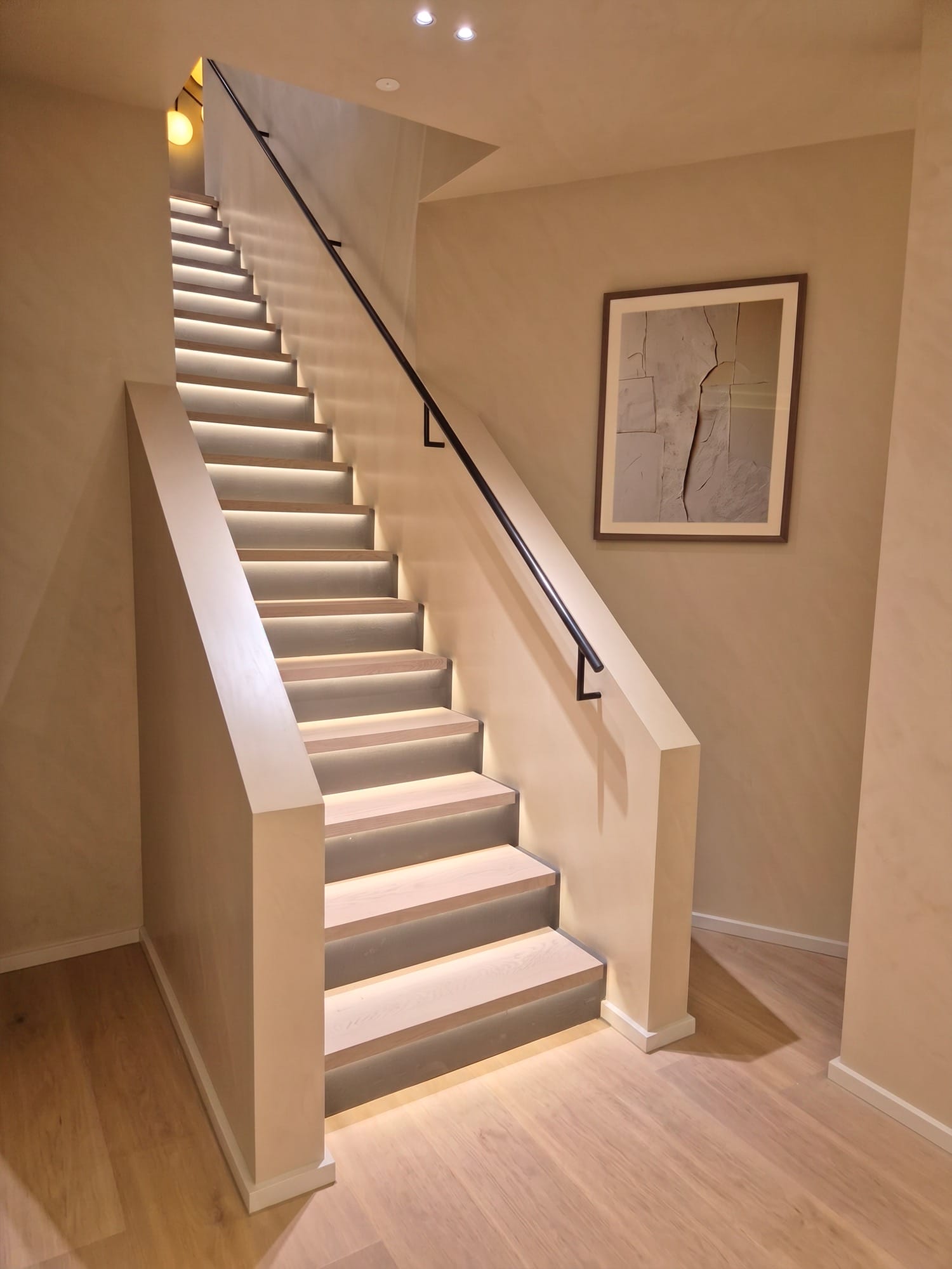 Design-led staircase in seamless plaster